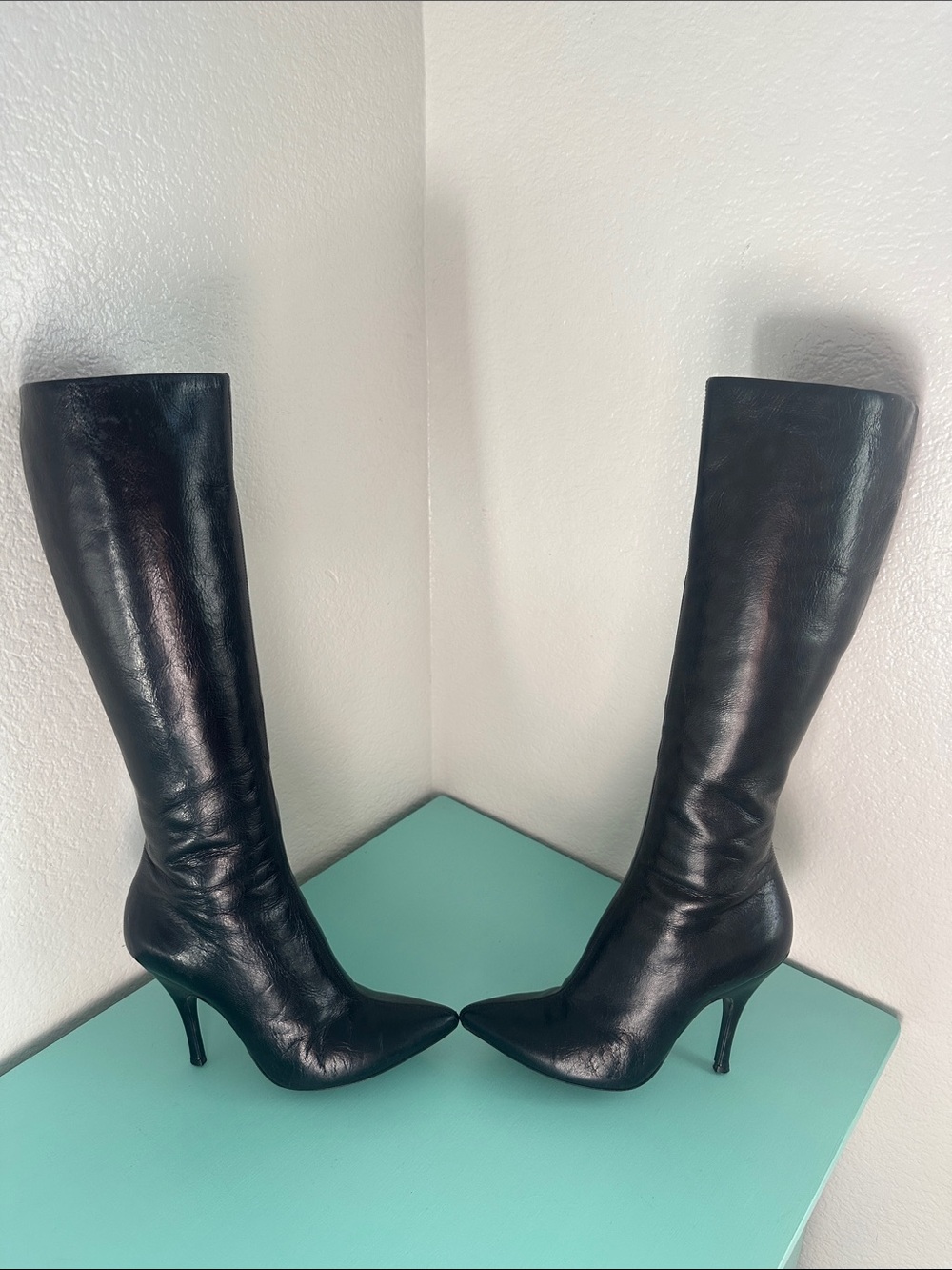 Dolce & Gabbana Mafia Chick leather knee high stiletto boots-size 36 1/2-used
